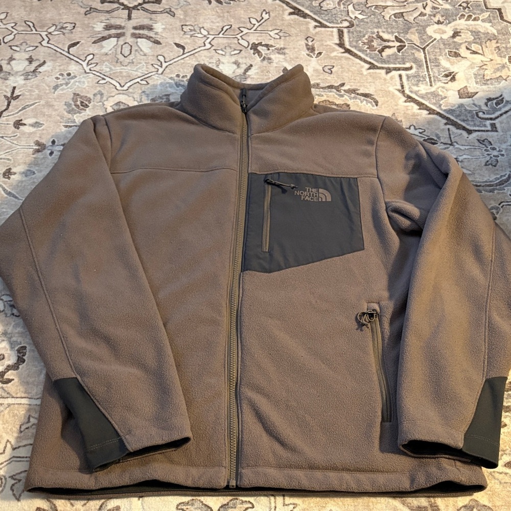The North Face Men's Brown Performance Jacket size medium